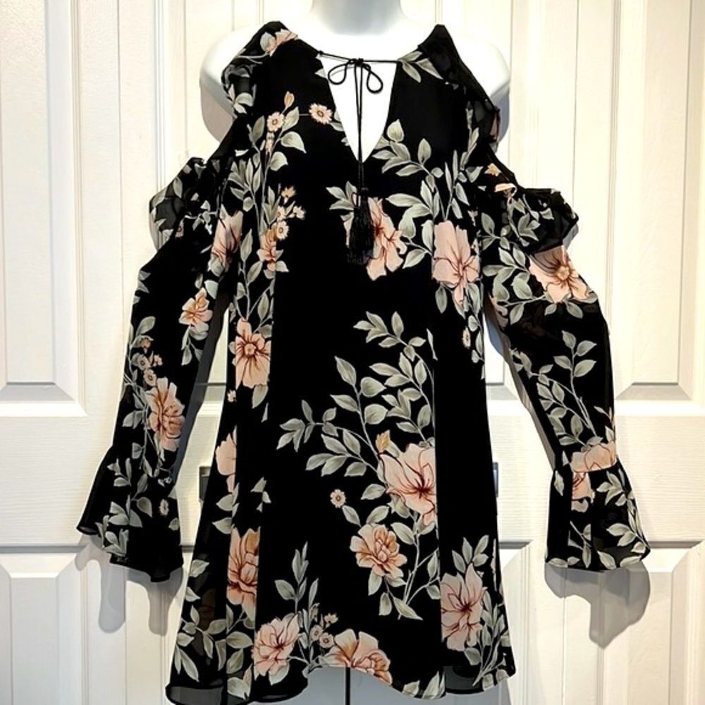 Guess Black with Floral Print Ruffled Cold Shoulder Long Sleeve Mini‎ Dress SZ S